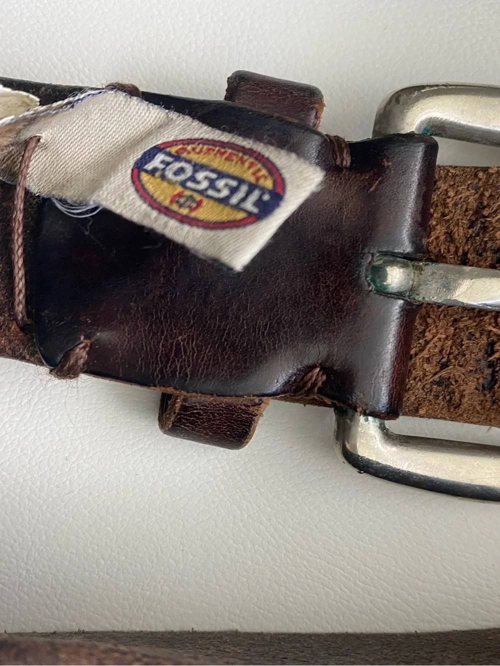 Fossil Vintage Distressed Dark Brown Genuine Leather Belt Silver Buckle 46”L